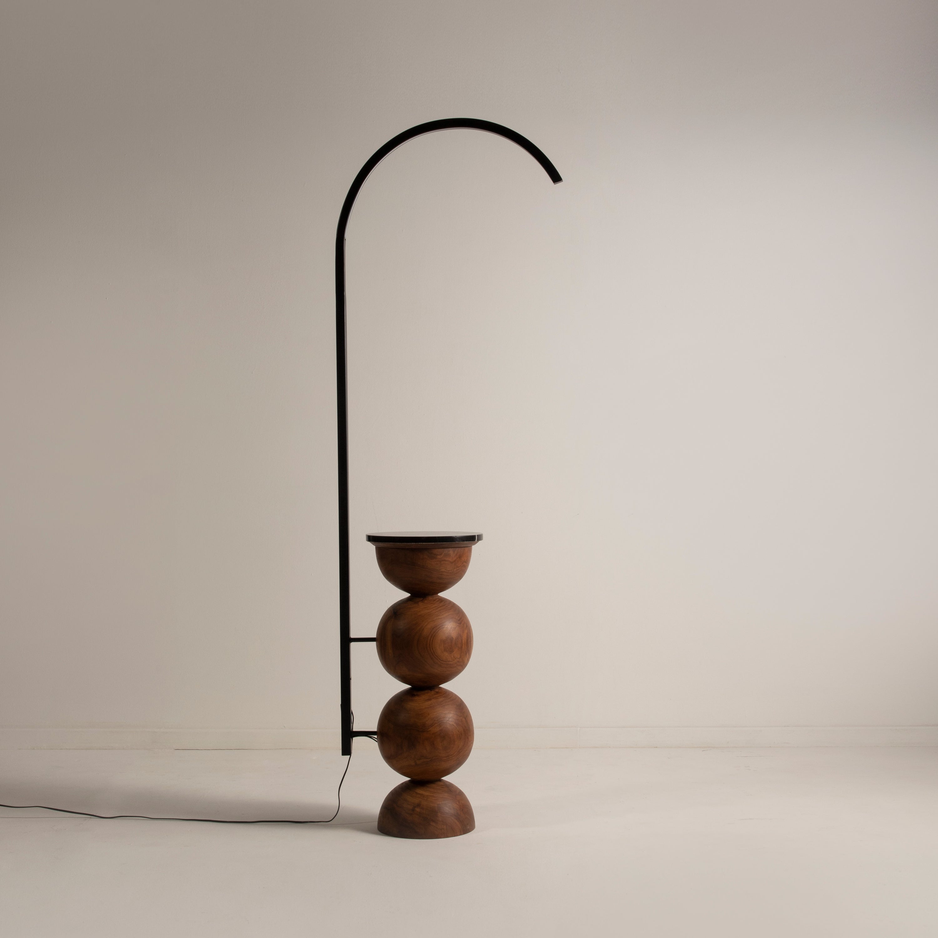 Ball Arc Floor Lamp by OBJECTRY