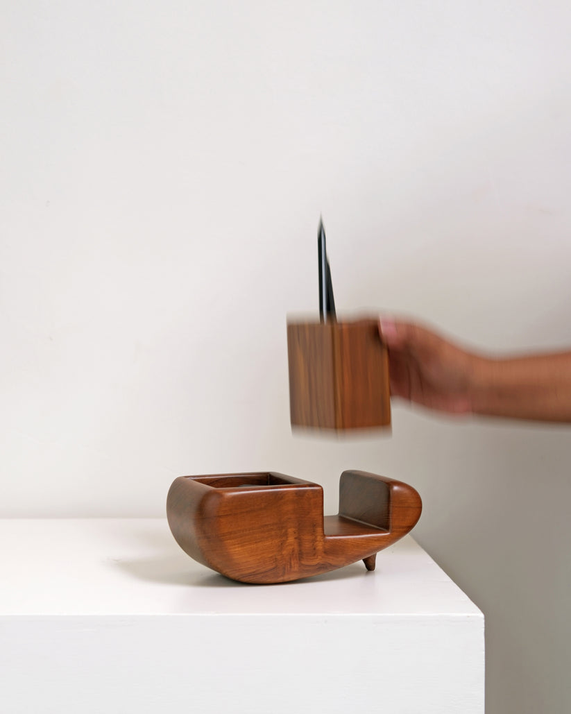 Sculp Stationery Holder by Studio Indigene