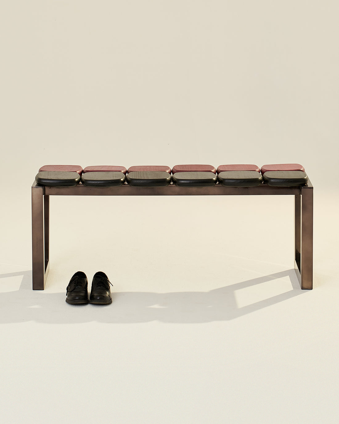 Blok Bench by LMNOH
