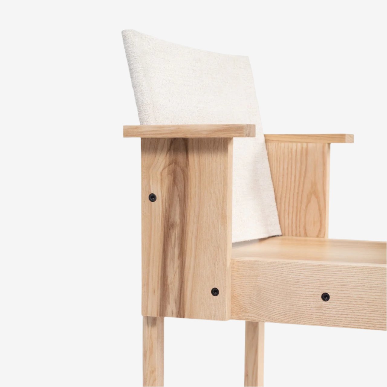 Resident Chair (Snow) by Murubi