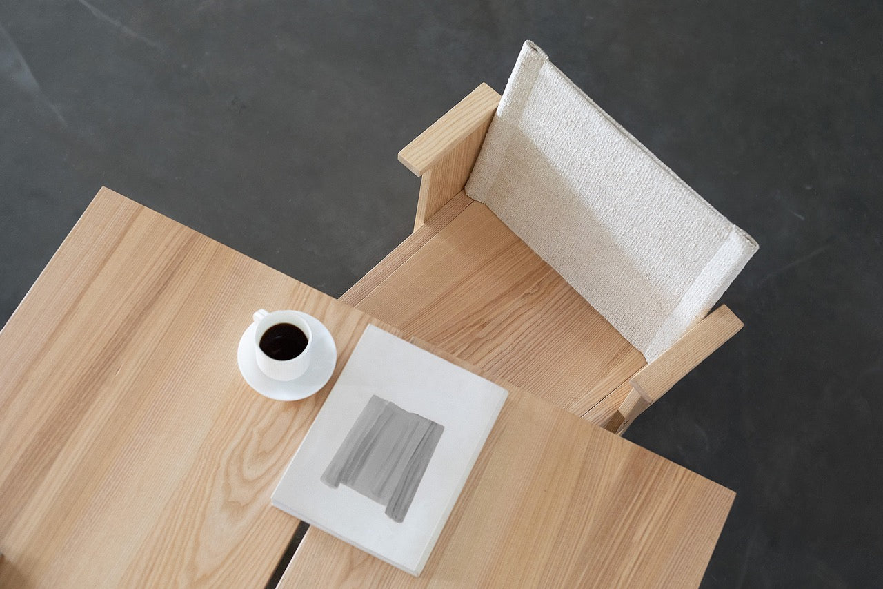 Resident Chair (Snow) by Murubi
