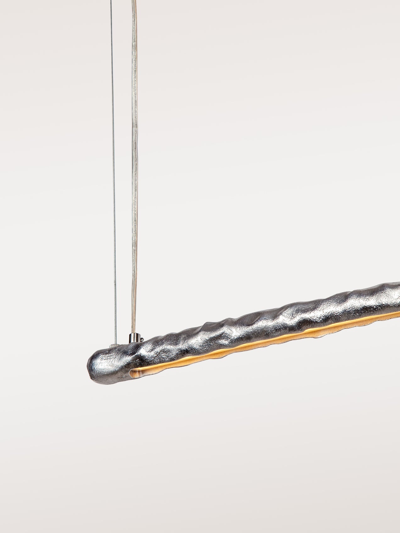 Aria Linear Light by Stem