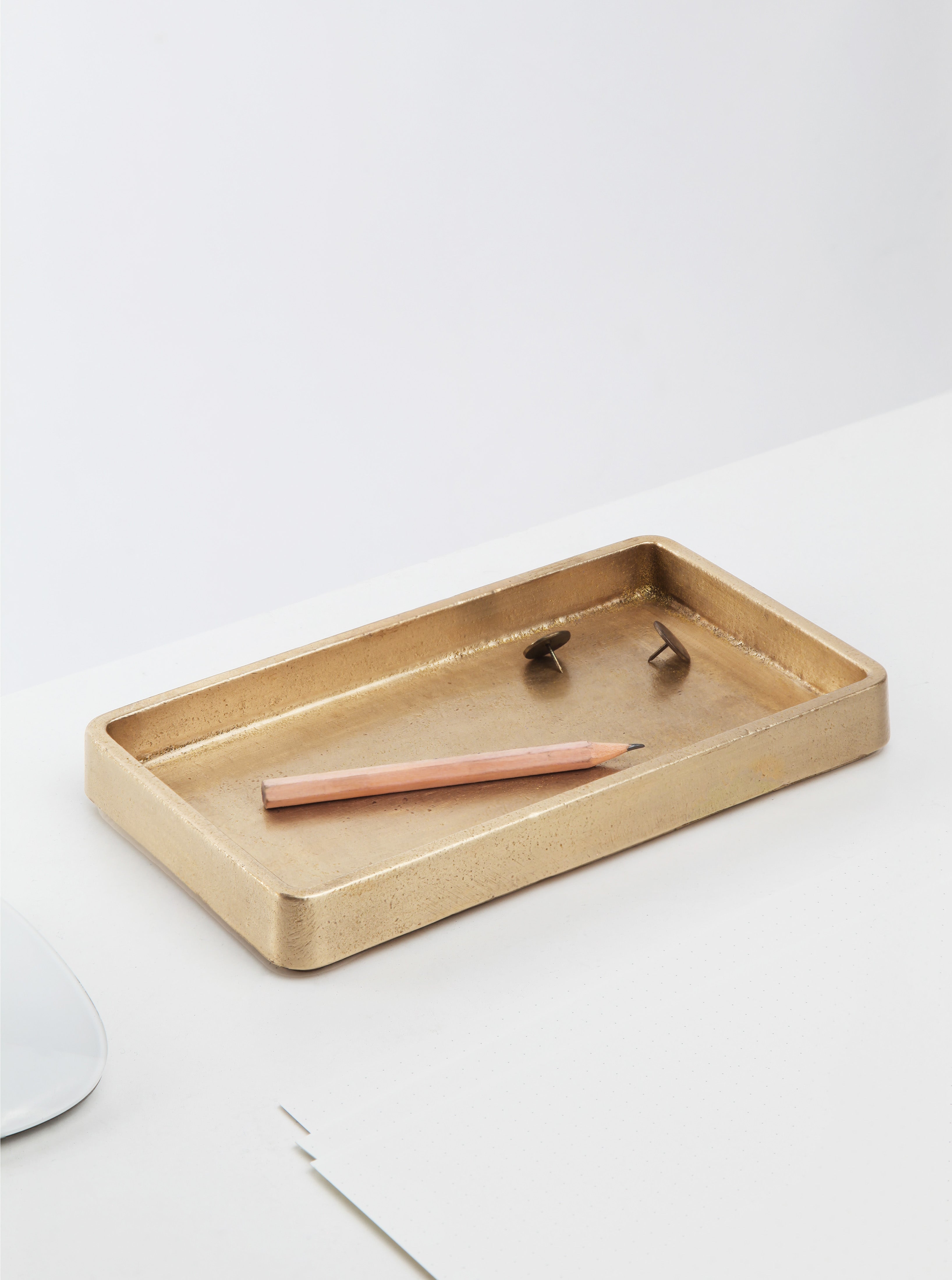 Plato Table Tray by Stem