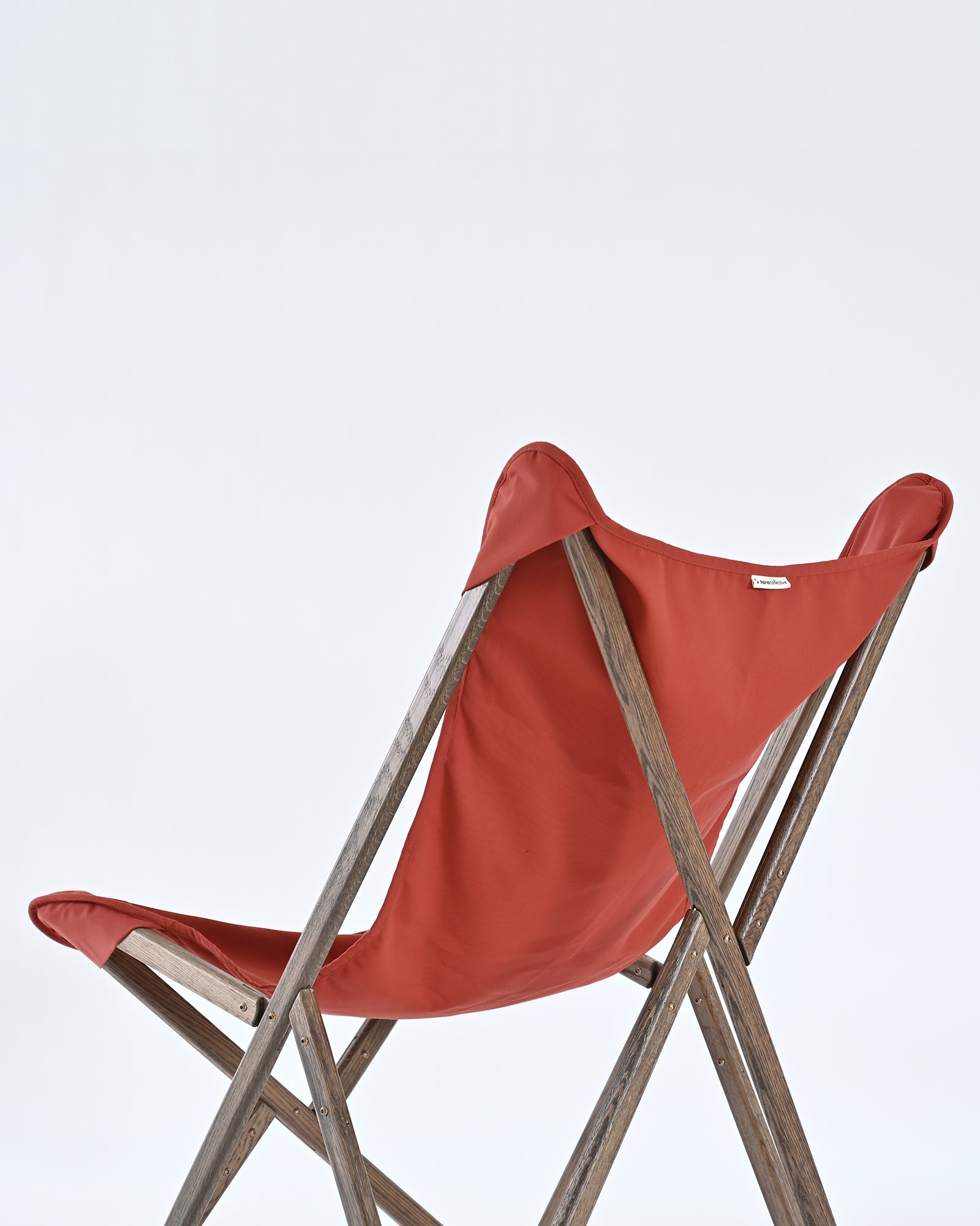 Lounge Chair (Brown Oak)