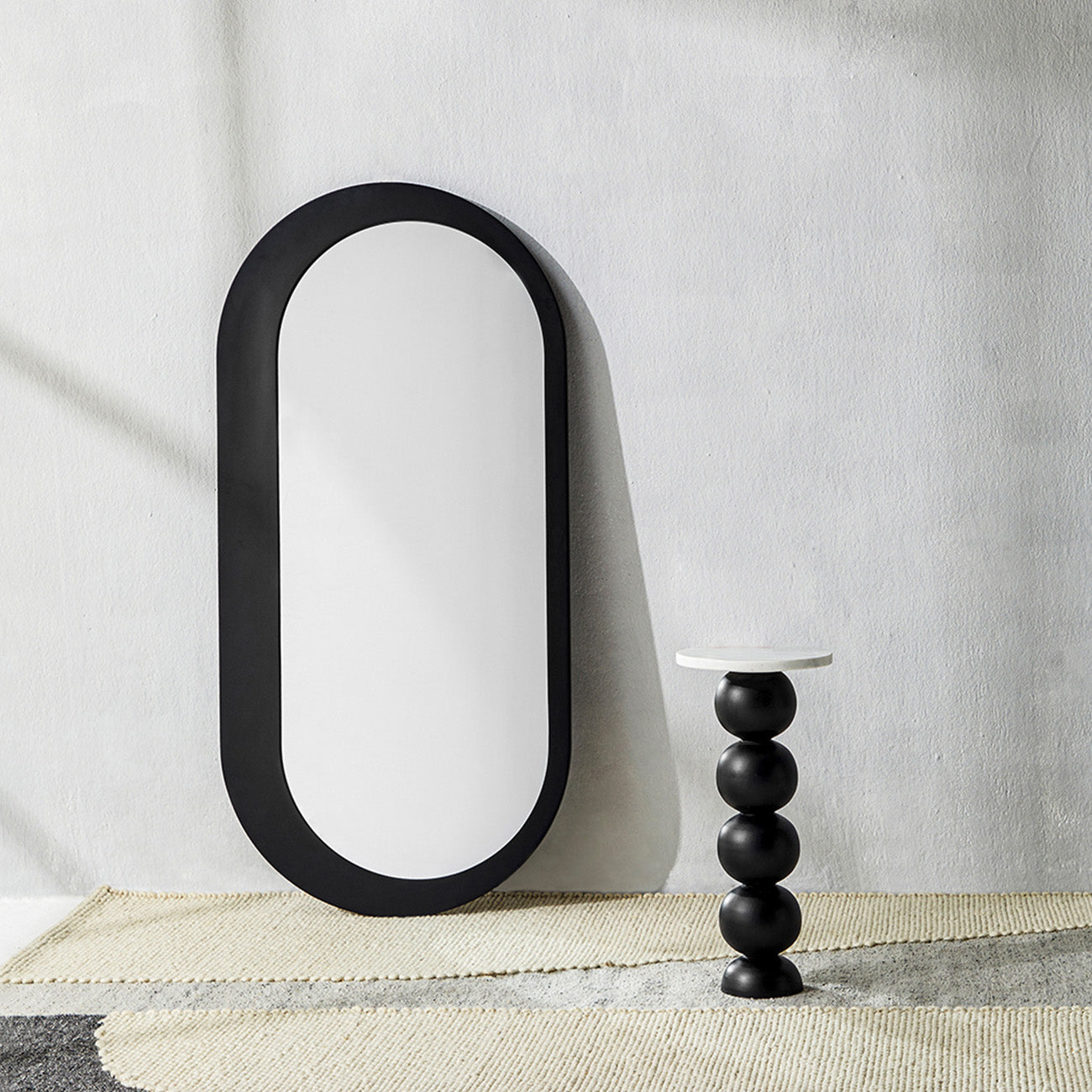 Tube Mirror by OBJECTRY